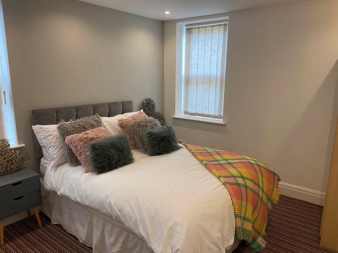 Blackpool 4 Beds Sleeps 10 Pet Friendly
