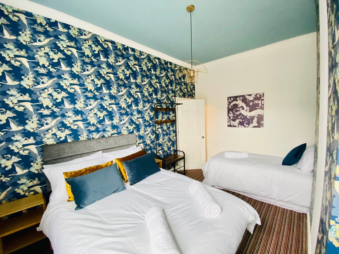 Blackpool 4 Beds Sleeps 10 Pet Friendly
