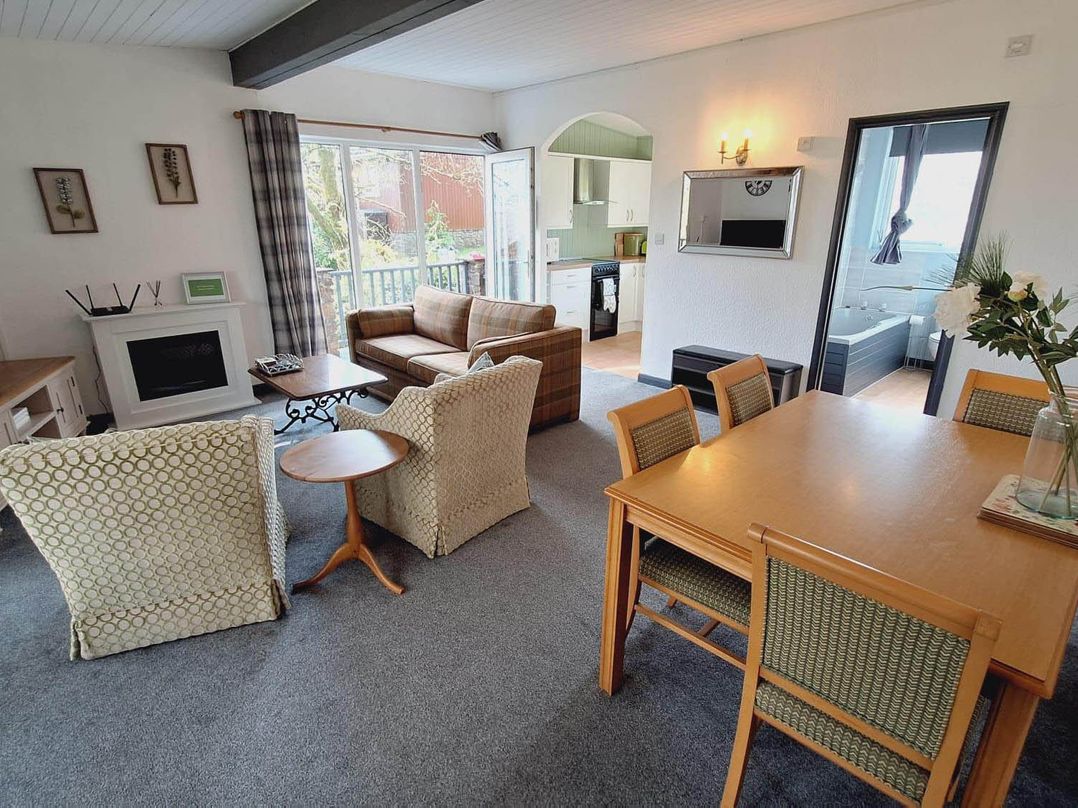 Forest Retreat Sleeps 4 2Bed with Parking