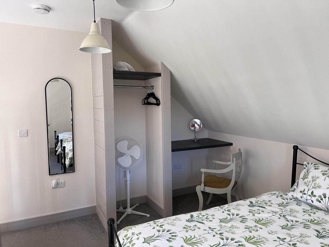Poachers Hut 1Bed Cottage Sleeps 2 Pet Friendly