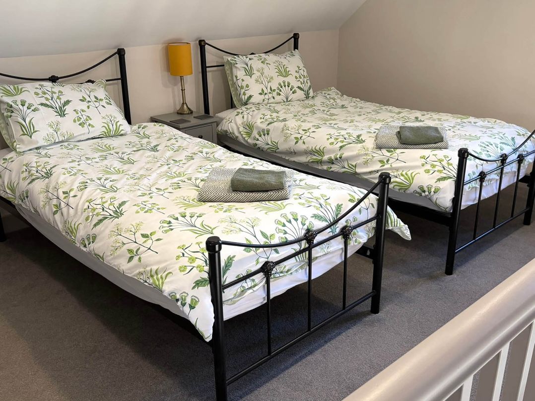 Poachers Hut 1Bed Cottage Sleeps 2 Pet Friendly