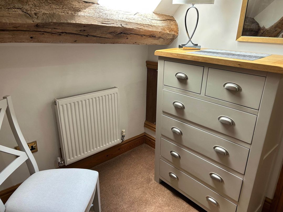 Farmhouse Sleeps 5 Near Alton Towers Peak District