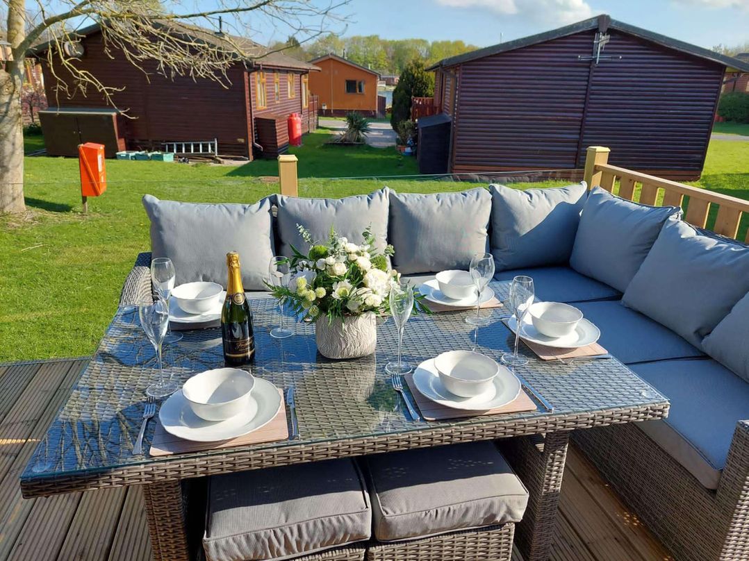 Lakeland Lodge 3Bed 2 Bath Private Patio
