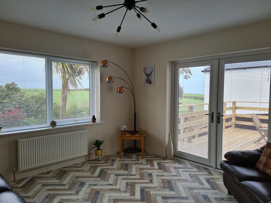 Beautiful 2Bed semi rural cottage enclosed garden