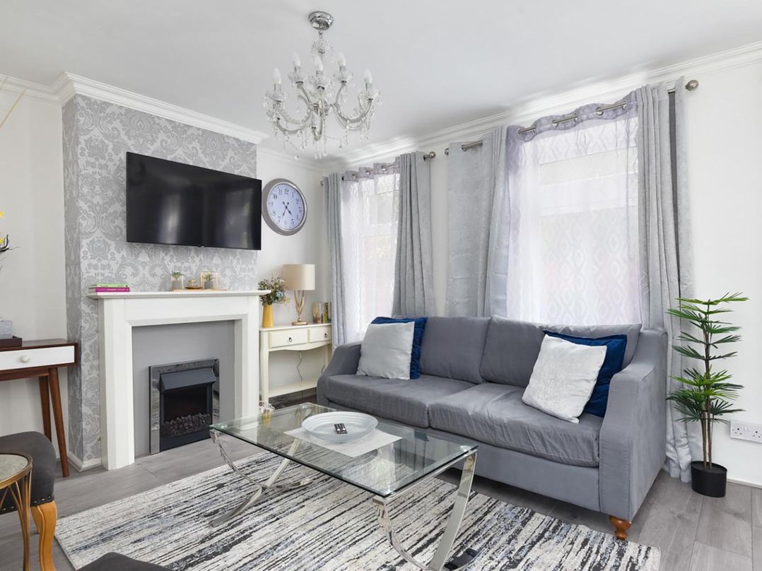 Suspire House Sleeps 6 Garden Bbq Coastal retreat