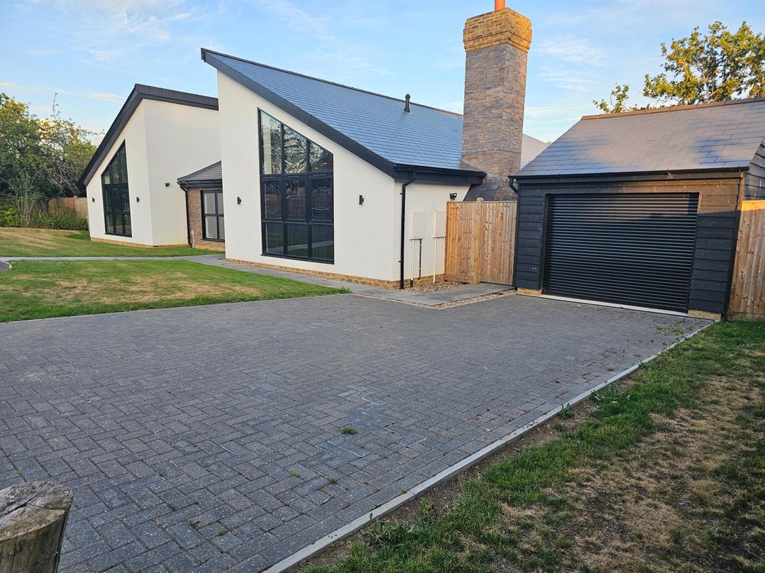 Luxury Kent Bungalow Retreat Sleeps 12