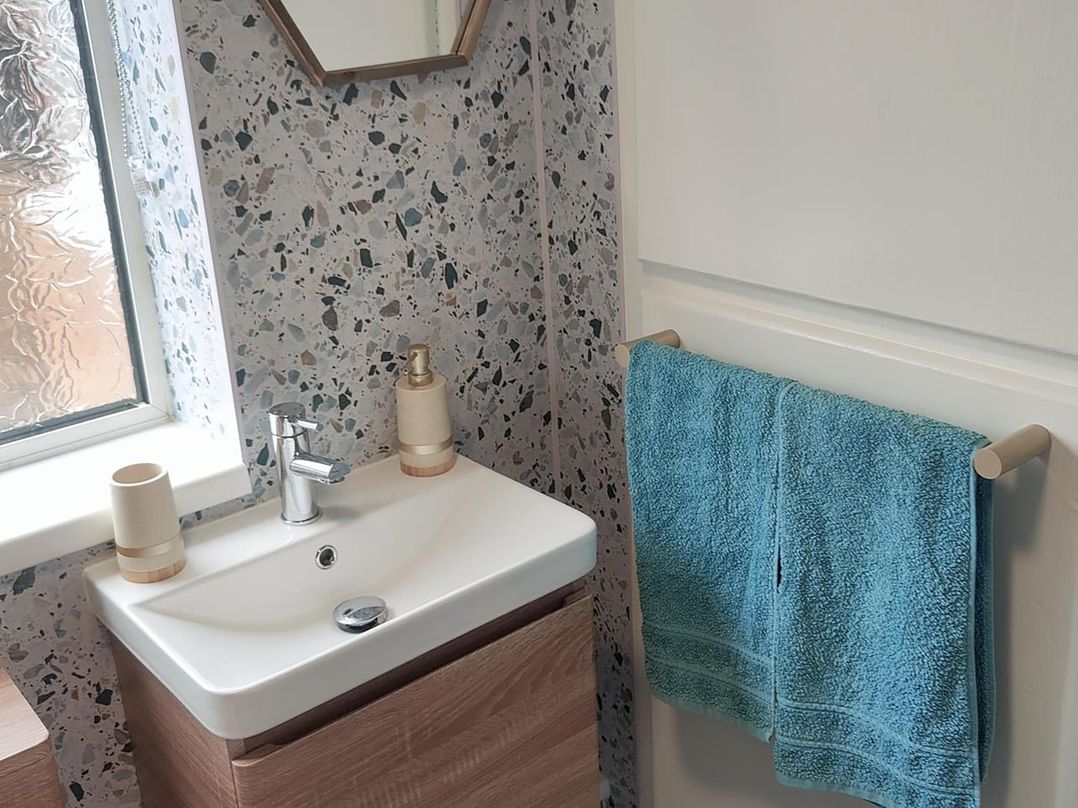 Split Level Bungalow Sleeps4 Close to walks