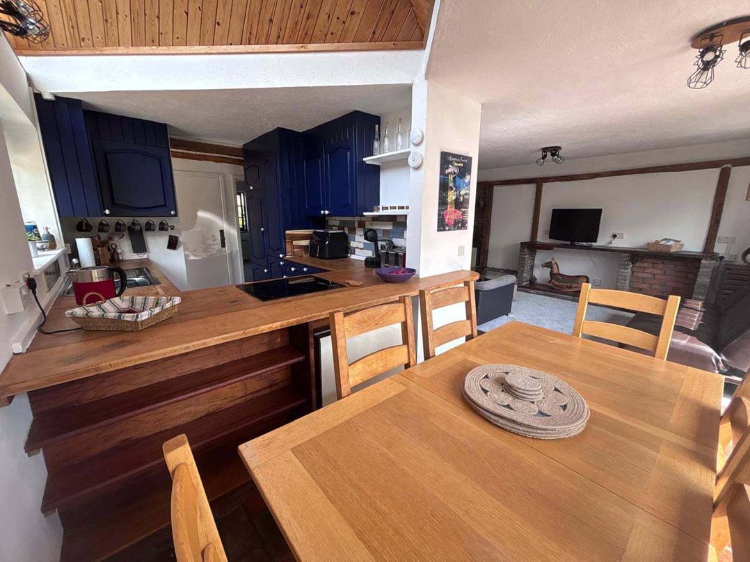 Studio Sleeps 5 with in picturesque Chiddingly