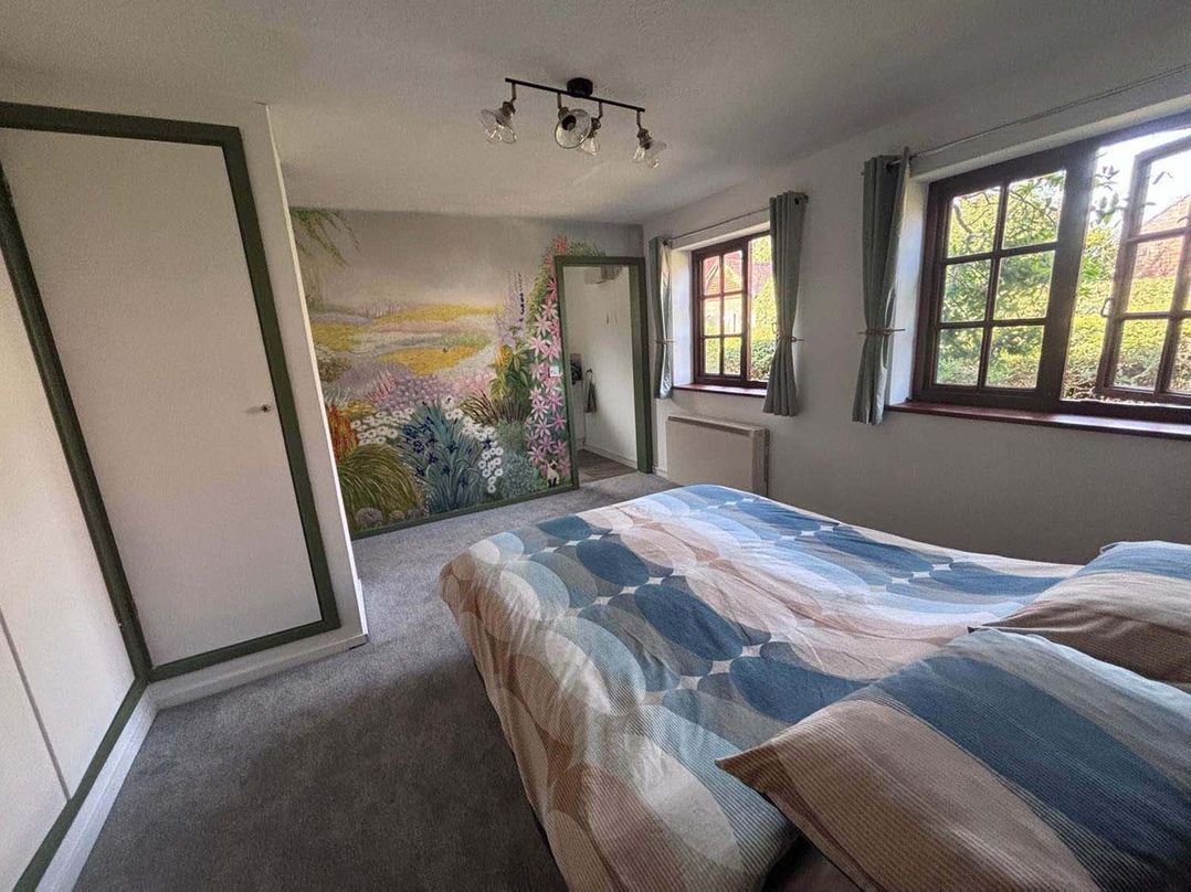 Studio Sleeps 5 with in picturesque Chiddingly