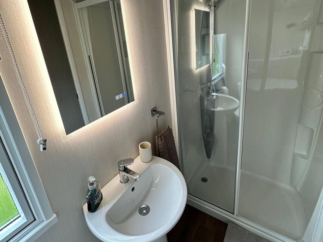 Luxury Caravan Escape by the Seaside Port Seton
