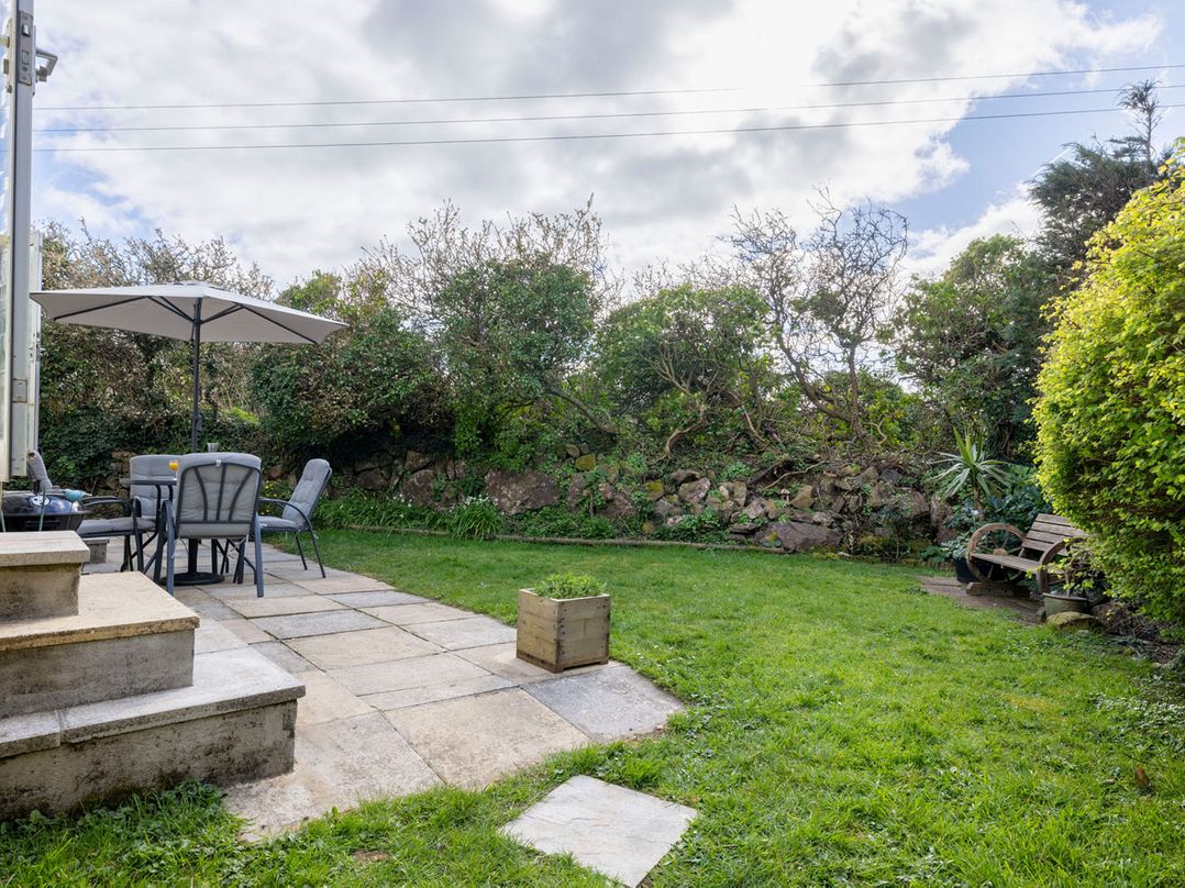 Coastal Hideaway in Cornwall Dog Friendly