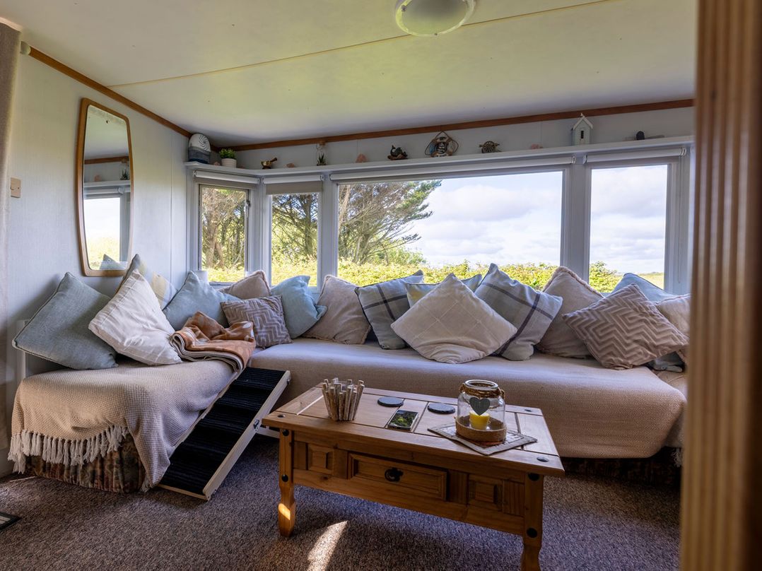 Coastal Hideaway in Cornwall Dog Friendly