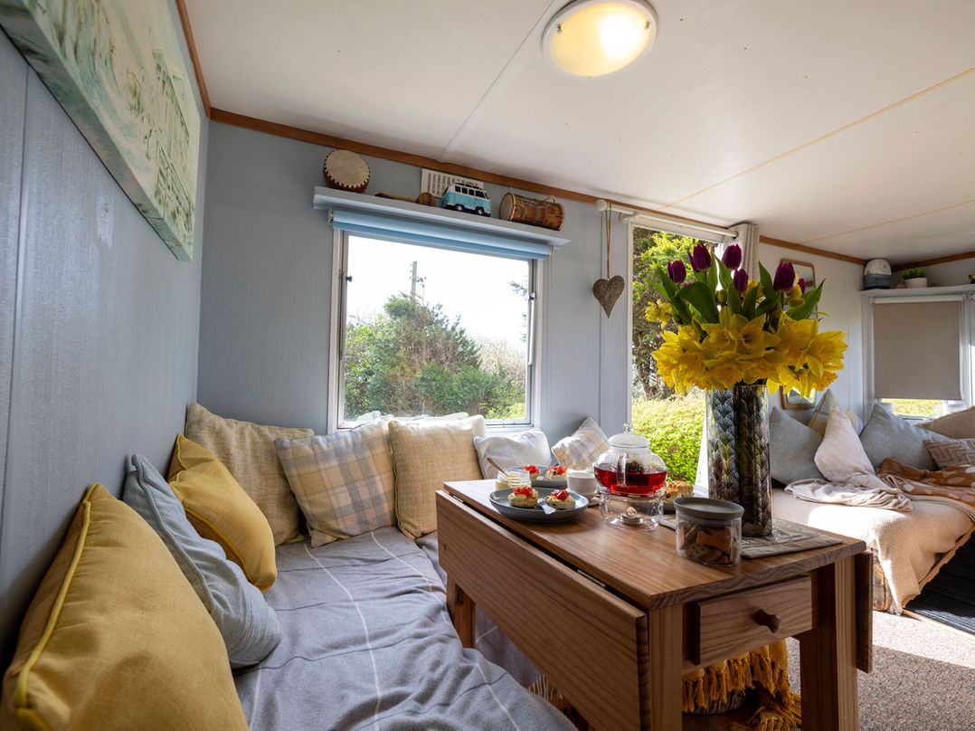 Coastal Hideaway in Cornwall Dog Friendly