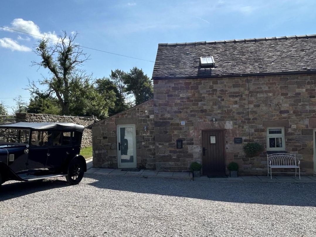 Barn Sleeps 4 Parking Near Alton Towers