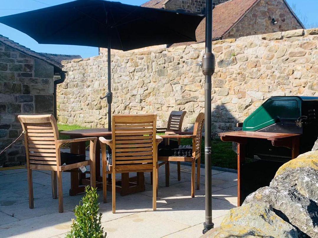 Barn Sleeps 4 Parking Near Alton Towers