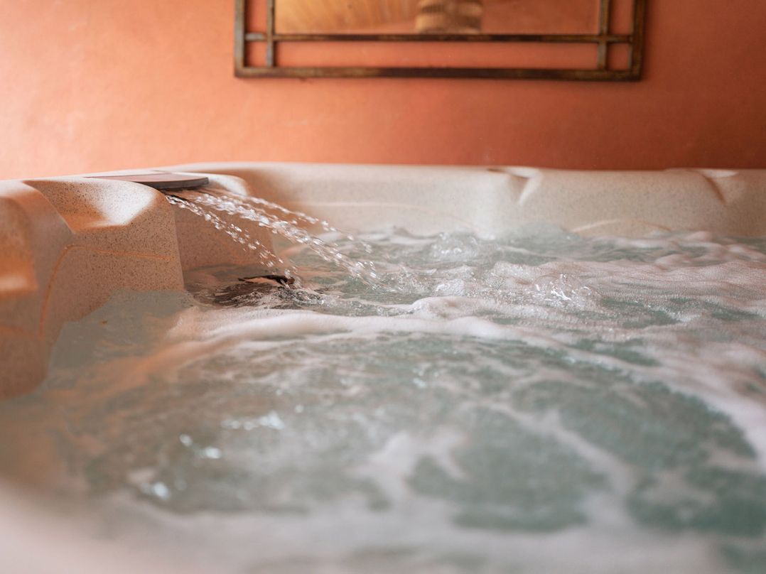 North Norfolk Garden Retreat with Private Hot Tub