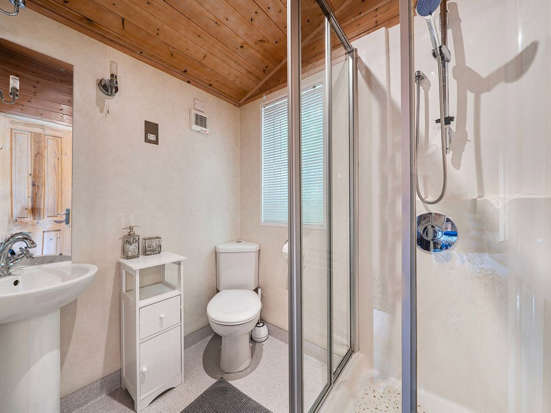 Alpaca Farm Valley Views Sleeps 4 Parking Pets