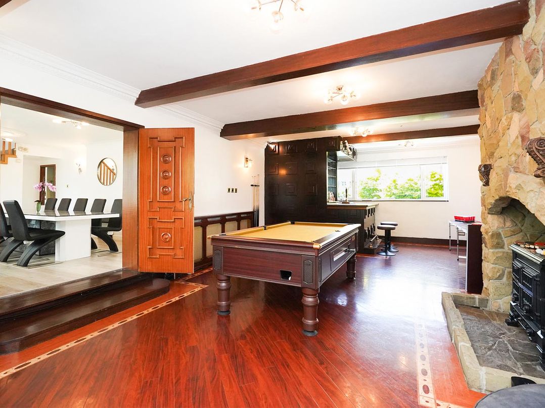 RentMySpaHome with Swimming Pool Hot Tub and Sauna