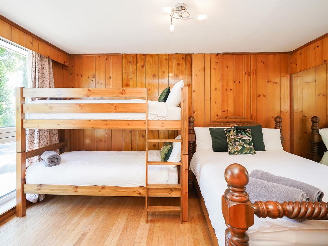 RentMySpaHome with Swimming Pool Hot Tub and Sauna