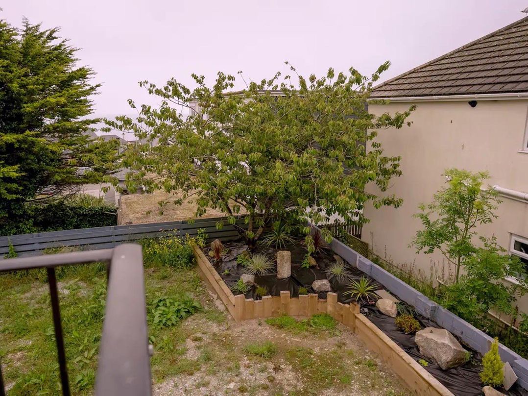 1 Bedroom Apartment Sleeps 2  Pets Welcome