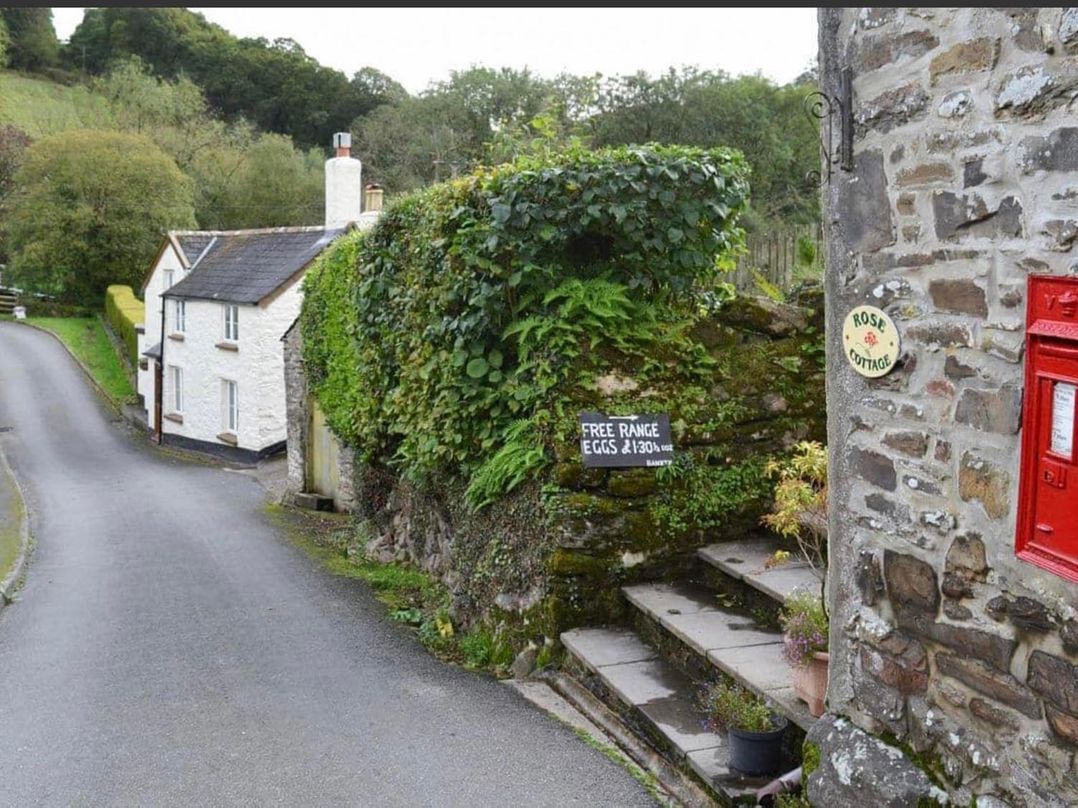 1 Bed House Garden Parking Pets Allowed