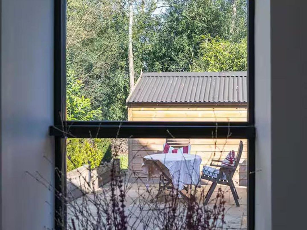 Aylesford House Sleeps 2 and 1 infant Parking