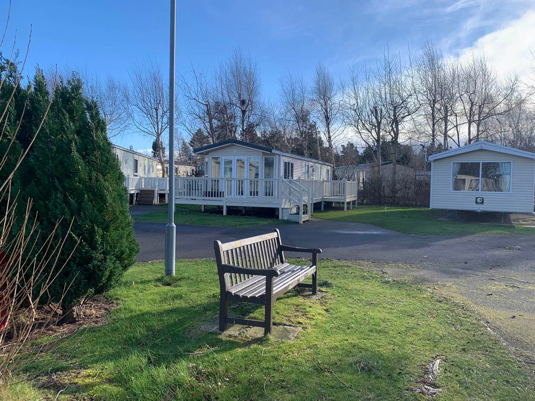 Charming Caravan in beautiful Seton Sands