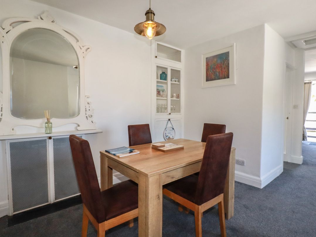 Harbourside Retreat