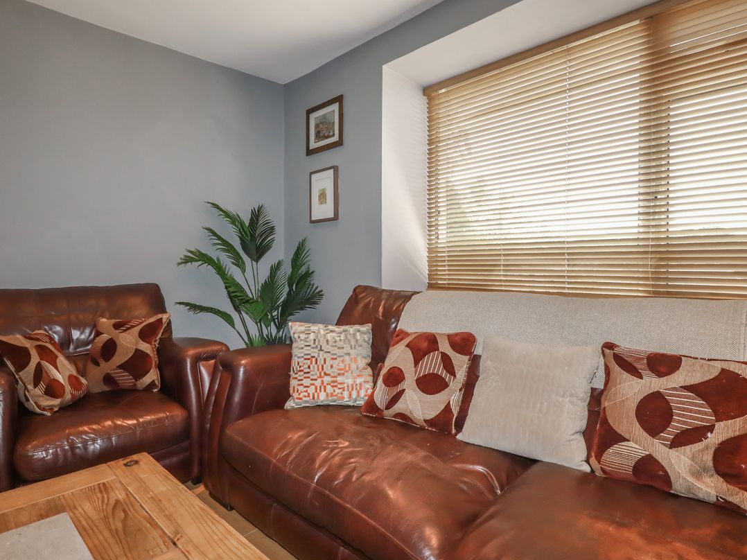 1 Grenville Road