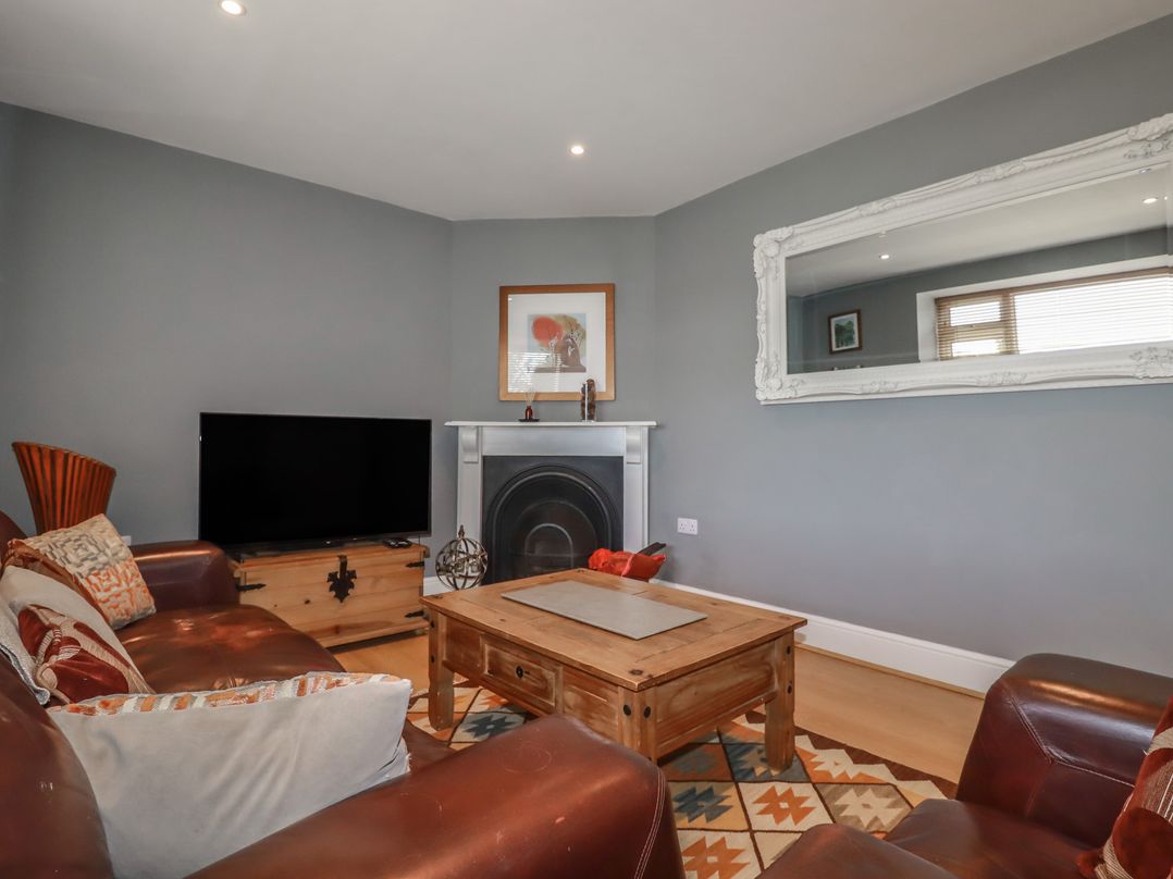 1 Grenville Road