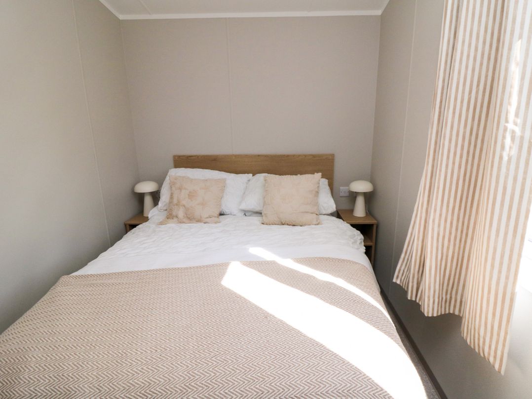 The Beach Retreat at Cayton Bay