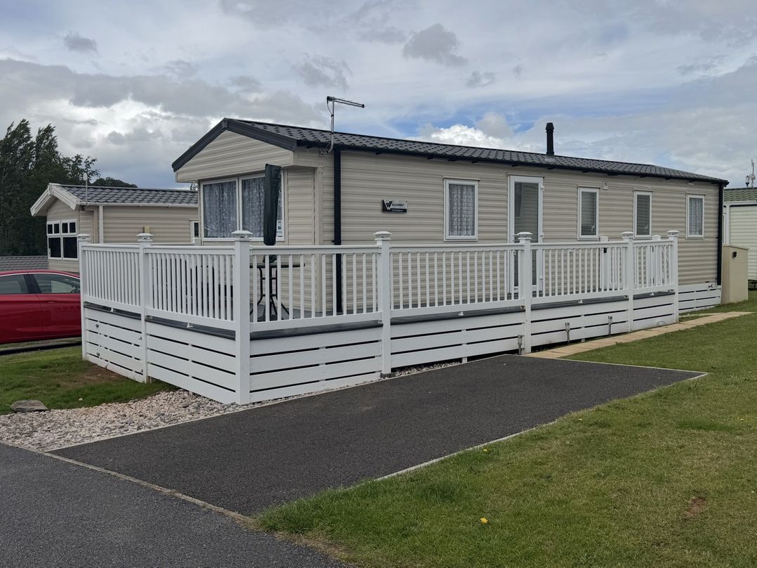 Golden Sands Holiday Park, H124