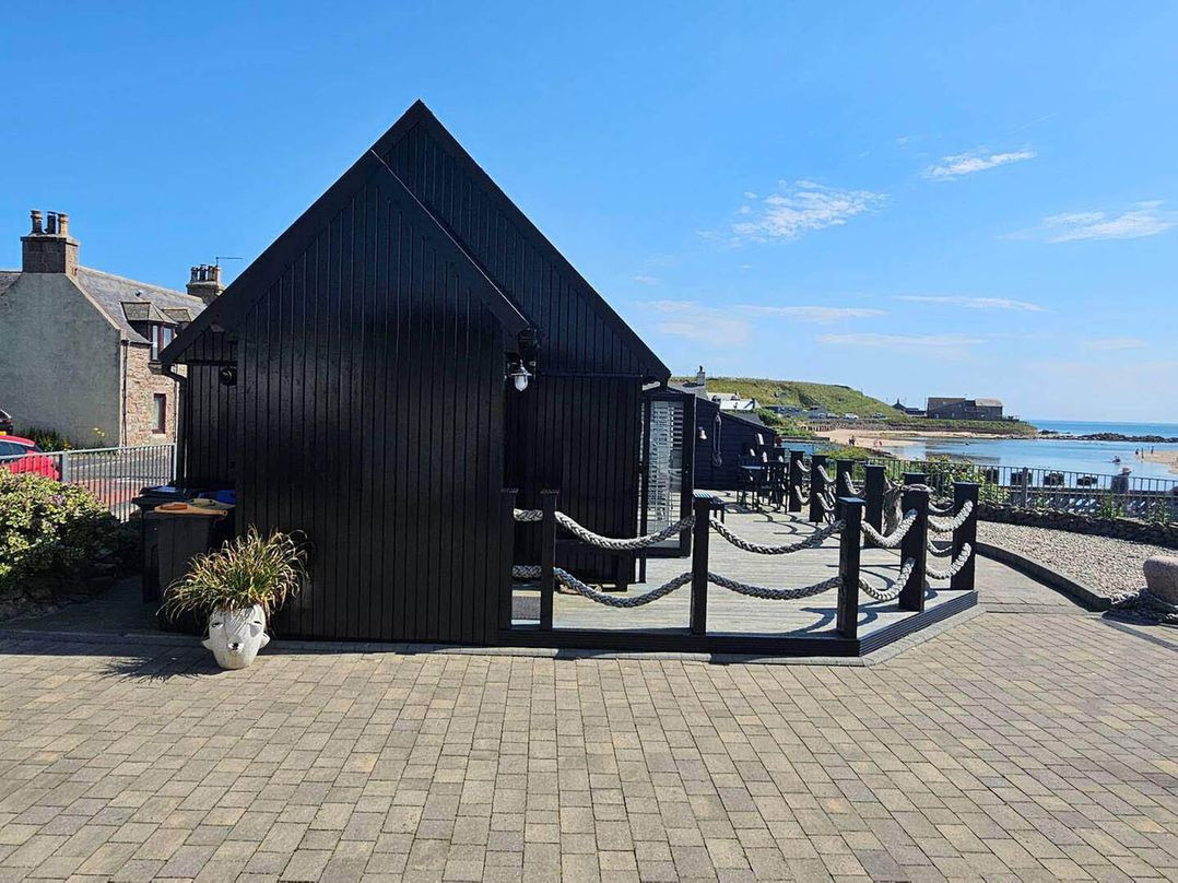 2 Bed Cottage Sleeps 4 Harbour Sea View
