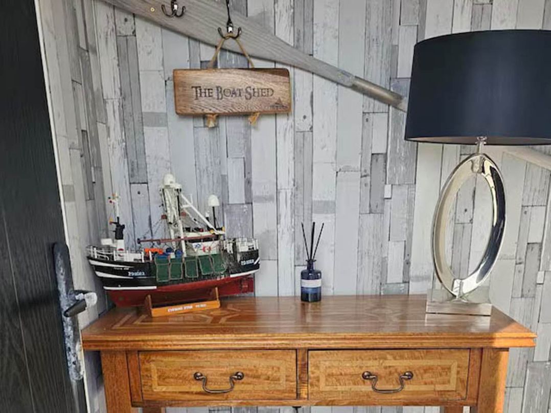 2 Bed Cottage Sleeps 4 Harbour Sea View