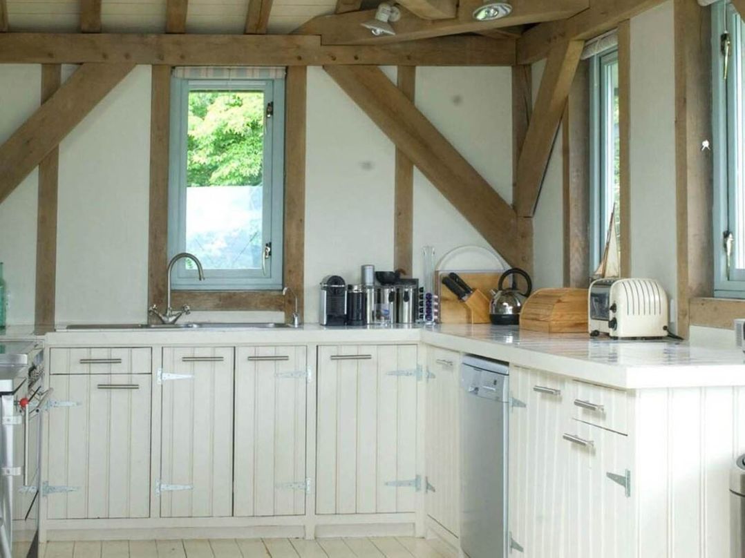 Tigh na Mara Sleeps 4 Sea Views Pet Friendly