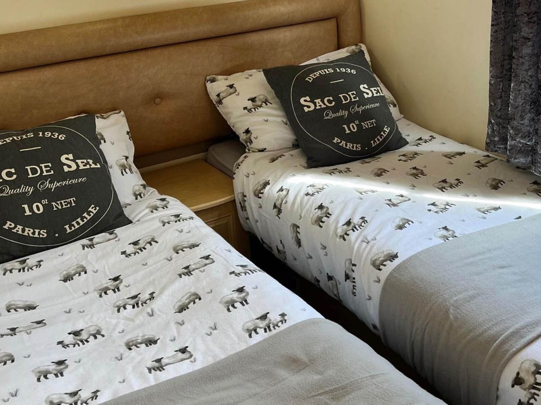 Sea Breeze A Beautiful 3 Bed Pet Friendly Retreat