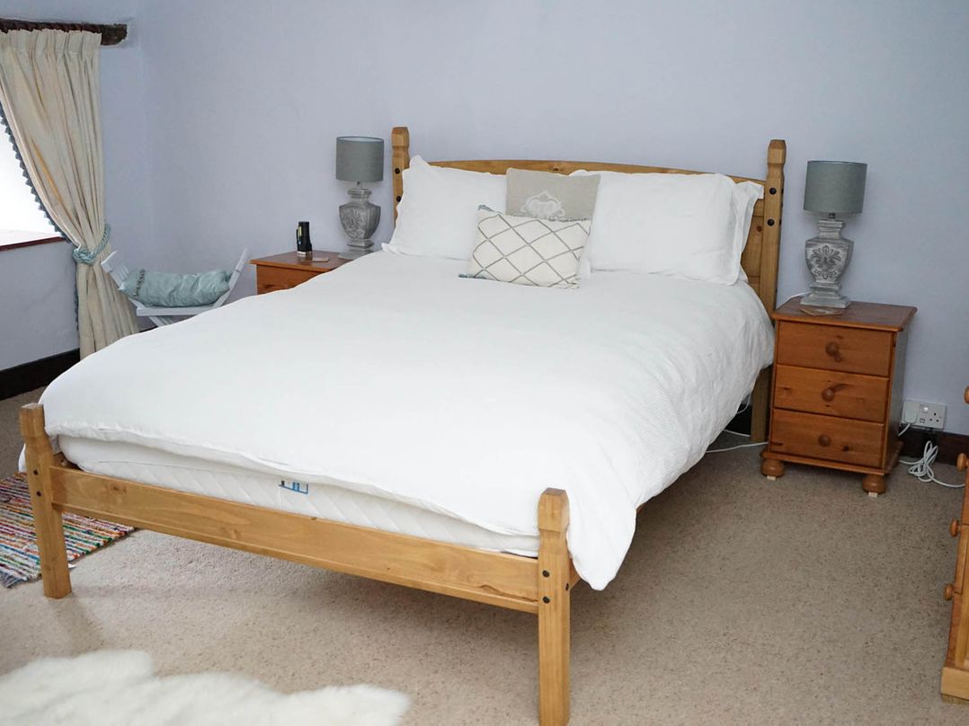 Historic 2Bed Traditional Countryside Retreat
