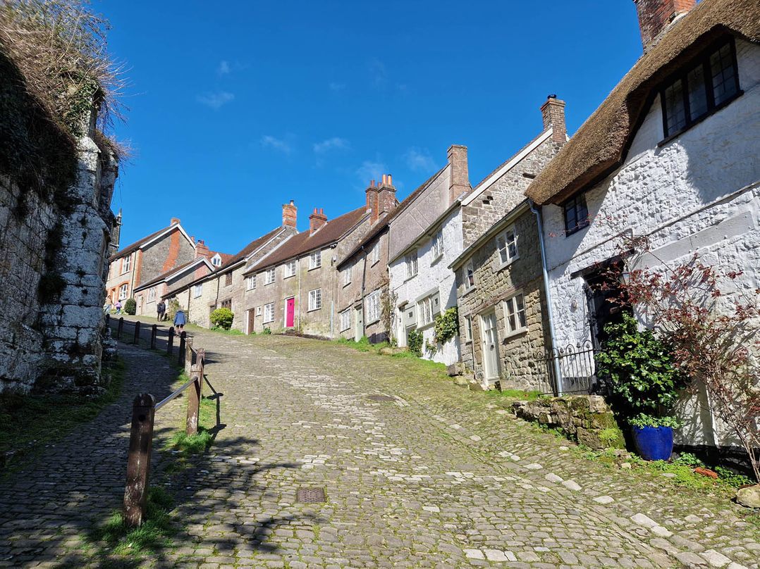 Historic 2Bed Traditional Countryside Retreat
