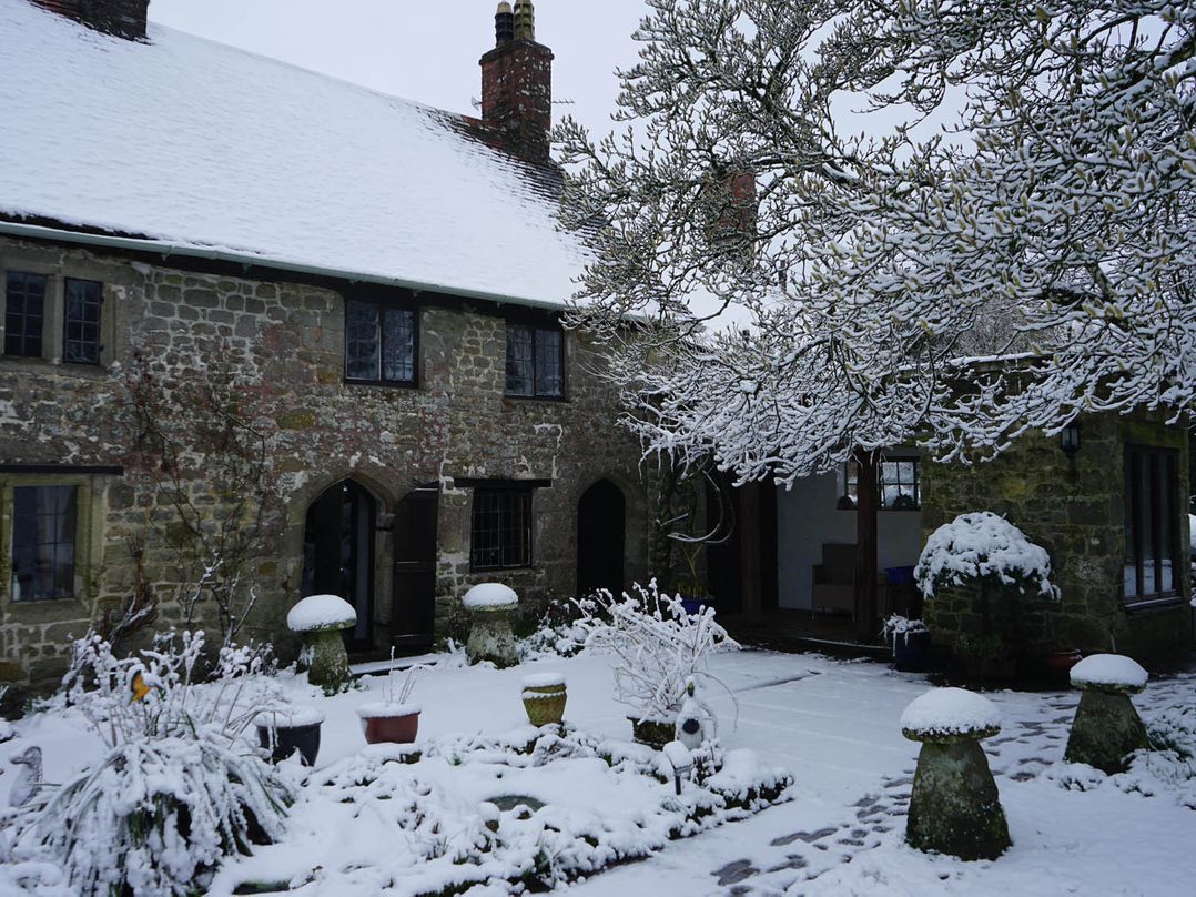 Historic 2Bed Traditional Countryside Retreat
