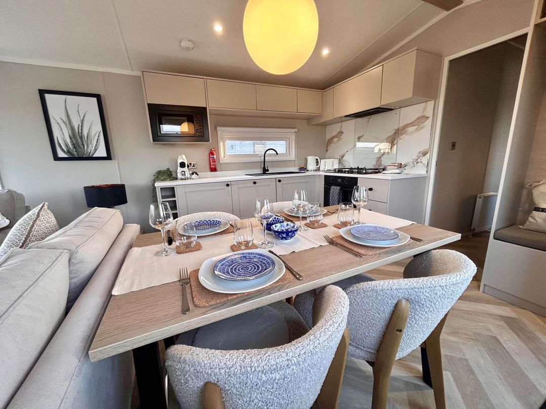 Lovely Holiday Home On Waxham Sands