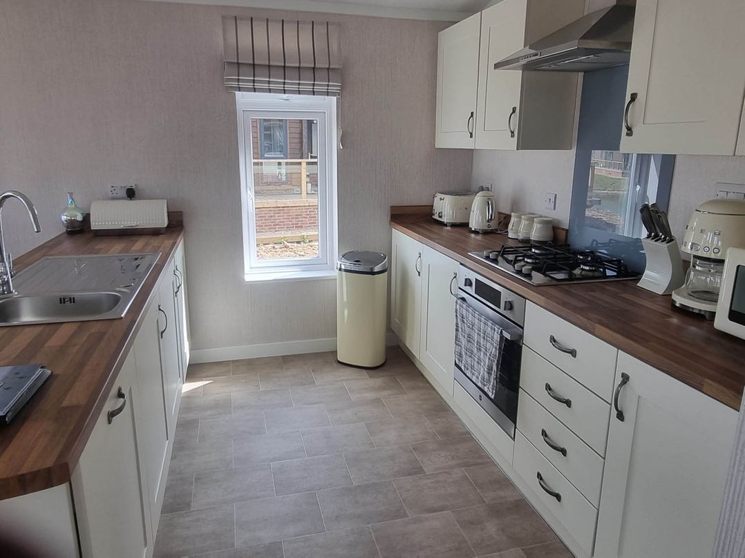 Pet Friendly 2Bed Luxury Lodge in Routh HotTub