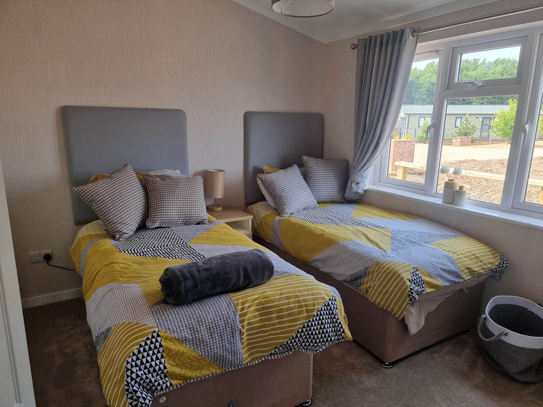 Pet Friendly 2Bed Luxury Lodge in Routh HotTub