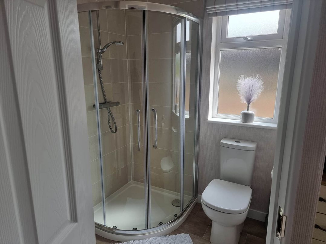 Pet Friendly 2Bed Luxury Lodge in Routh HotTub