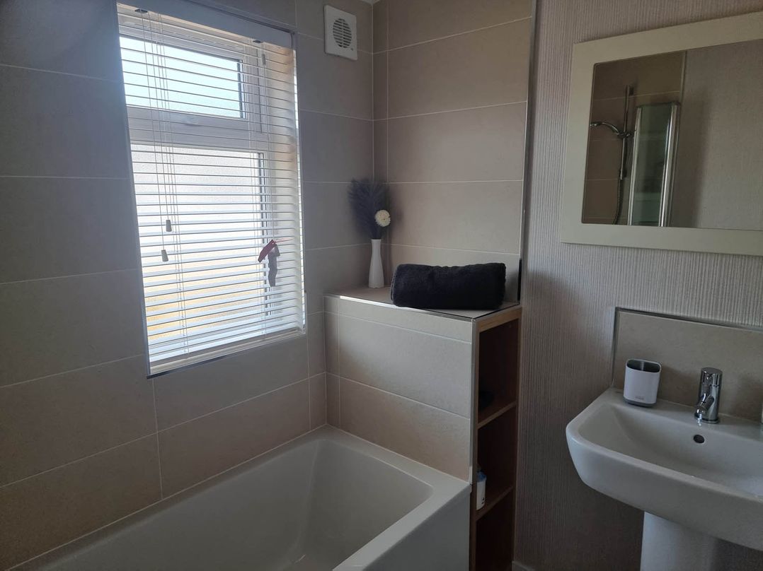 Pet Friendly 2Bed Luxury Lodge in Routh HotTub