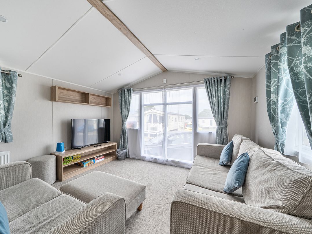 Primrose Valley 3Bed Caravan Sleeps 8 Pets Ok