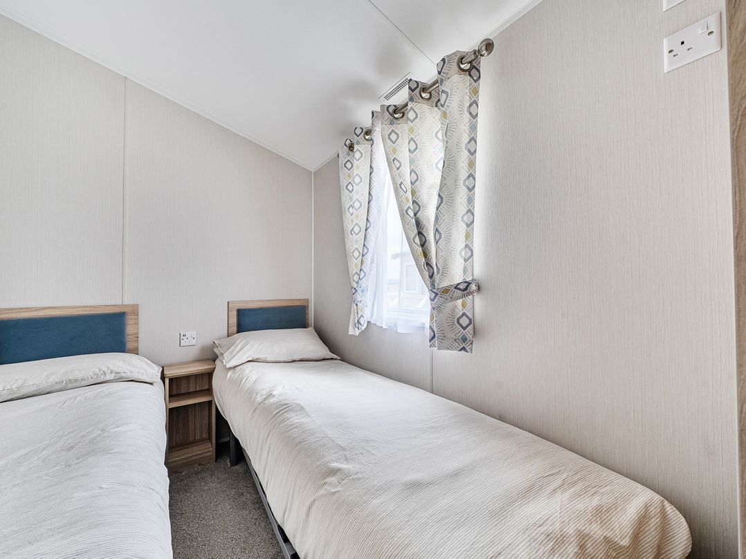Primrose Valley 3Bed Caravan Sleeps 8 Pets Ok