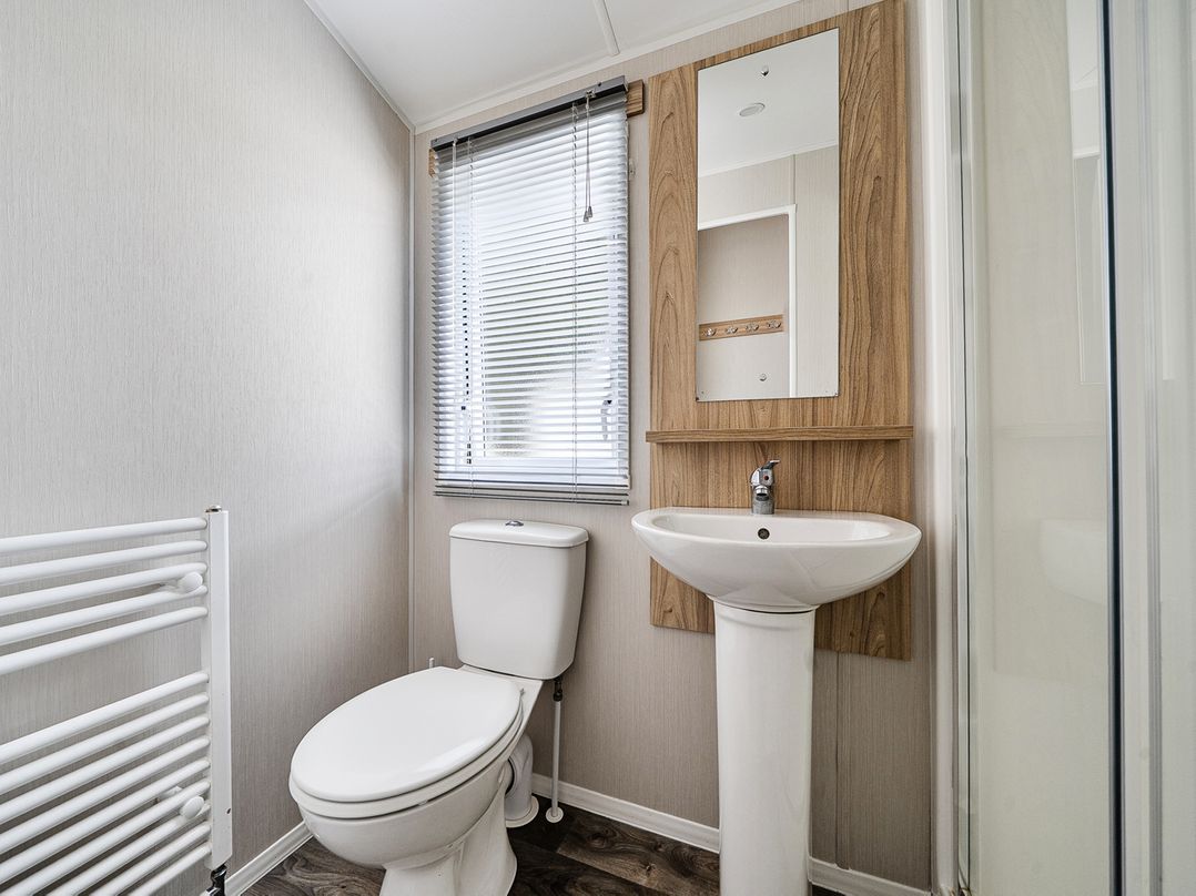 Primrose Valley 3Bed Caravan Sleeps 8 Pets Ok