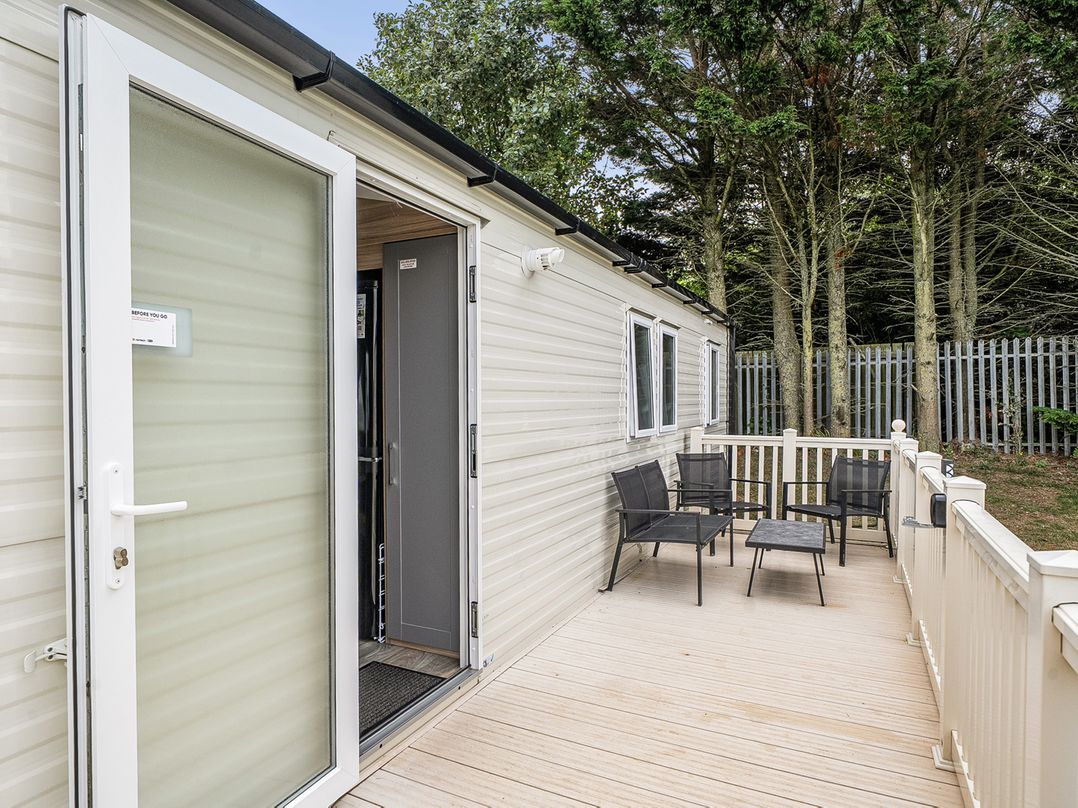 Primrose Valley 3Bed Caravan Sleeps 8 Pets Ok