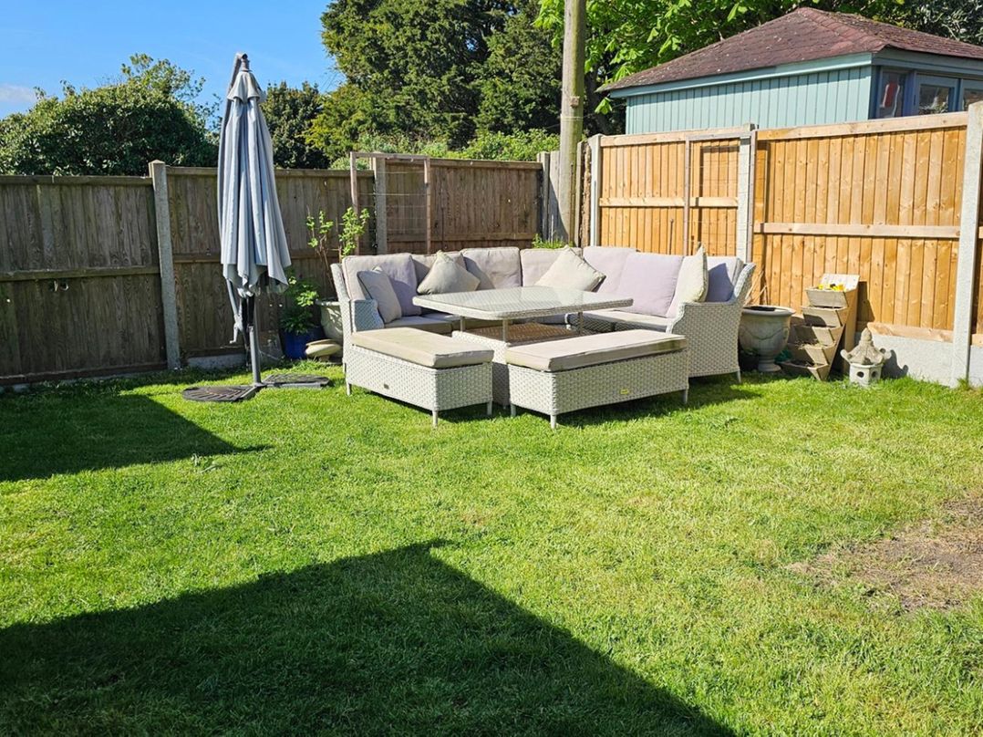 5 Bed Sleeps 7 New Build Detached Property