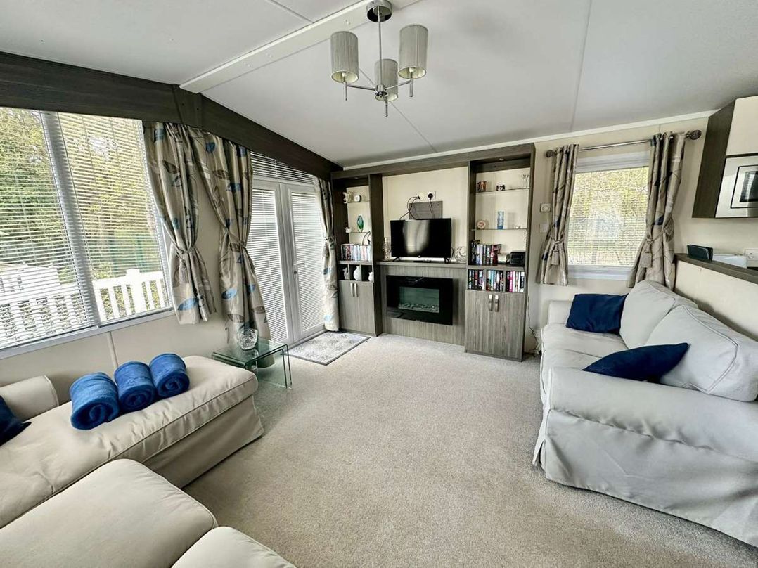 2Bed Ringwood Cabin  incl Park Pass SelfCheckin